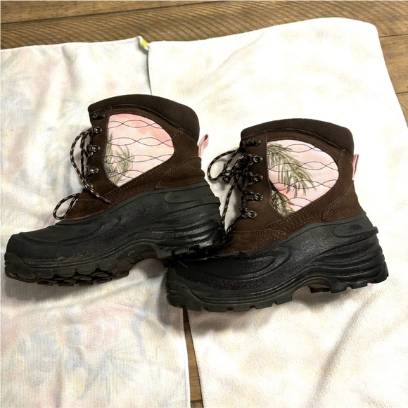 Realtree Camo duck boots Ranger insulated pink and green SZ 10 Worn once - Picture 14 of 15